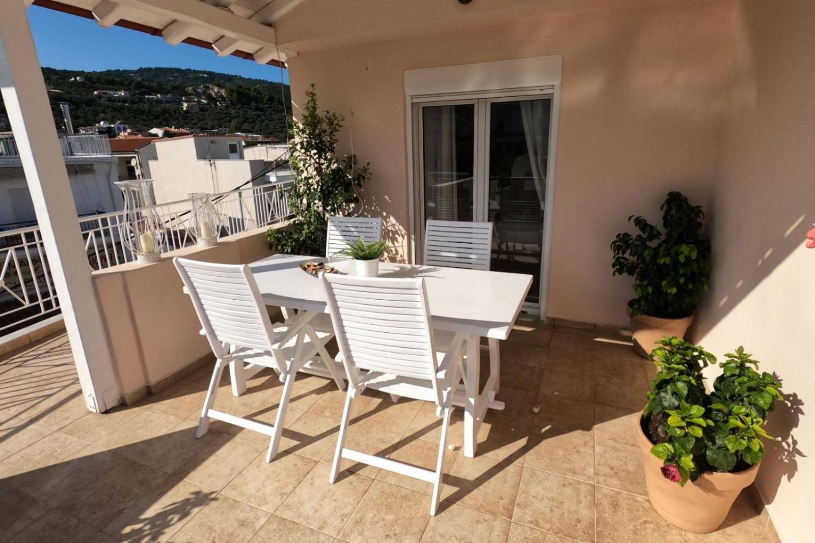 Bozikis House! A Cosy Apartment In The City Centre 斯基亚索斯镇 外观 照片
