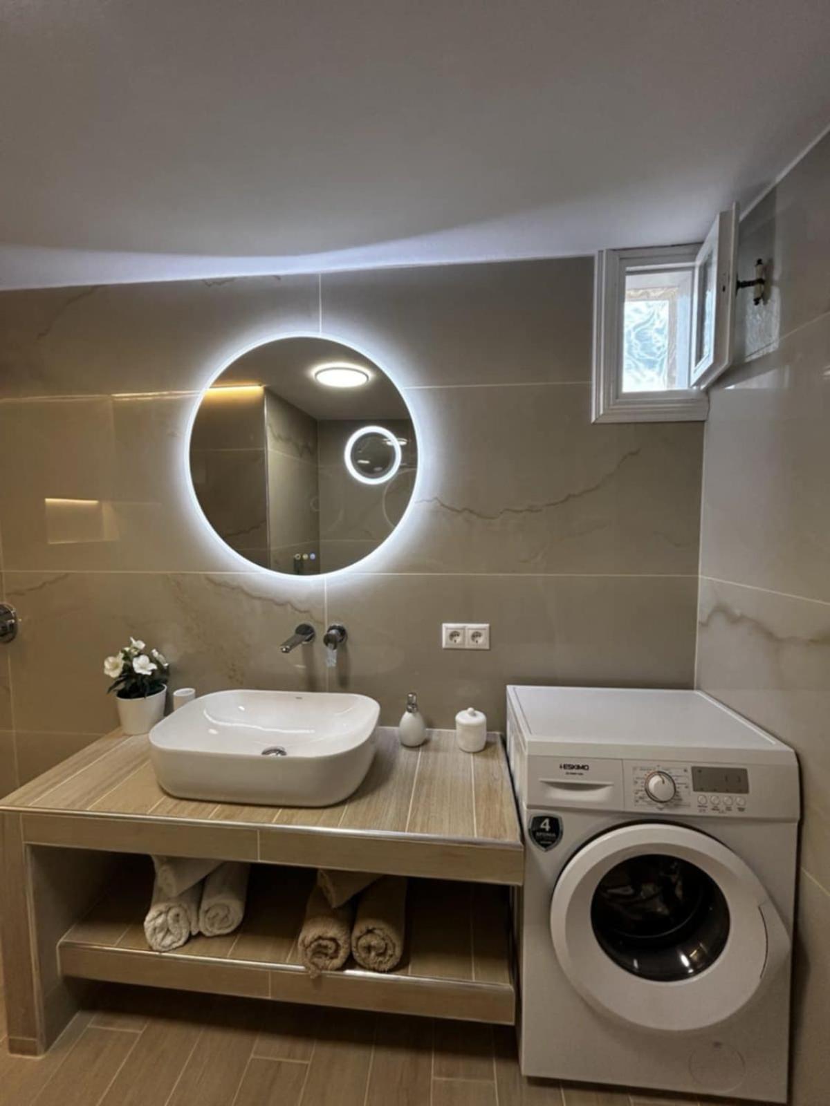 Bozikis House! A Cosy Apartment In The City Centre 斯基亚索斯镇 外观 照片